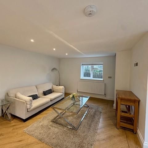 1 bedroom bungalow to rent - Photo 1