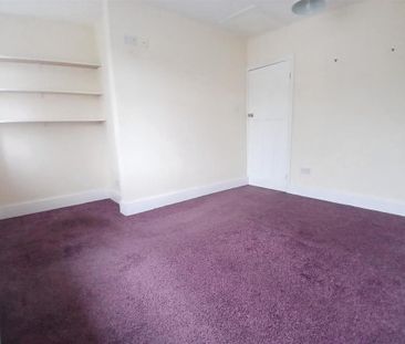 4 bedroom detached house to rent - Photo 6