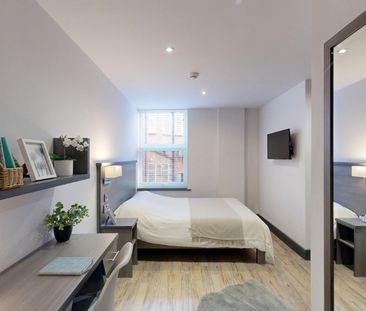 6 Bed Flat, Hoods Hideout, NG1 - Photo 3