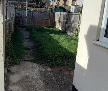3 bedroom house to rent - Photo 6