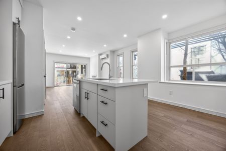 For Lease - 23 Fernwood Park Avenue Unit# Main Floor, Toronto, Ontario - Photo 4