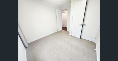 Designer Family Residence | 4 Bedrooms + Media Room | Ducted Air | Premium Finishes - Photo 3