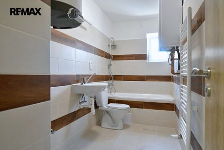 Pronájem bytu 3+kk v osobním vlastnictví 56 m², Hořovice - Photo 3