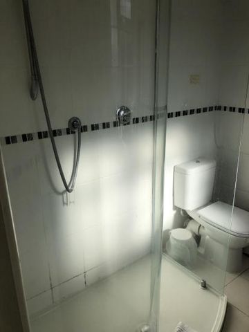 SELF CONTAINED STUDIO ROOM WITH OWN ENTRANCE - Photo 5