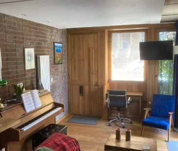 1 Bed Detached House, Maryland Road, N22 - Photo 1