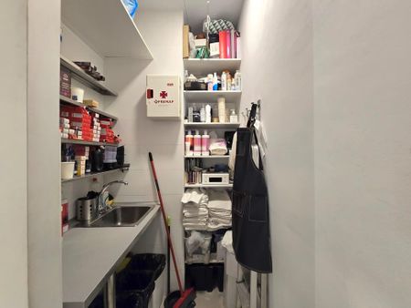 Sevilla, Andalusia 41001 - Photo 4