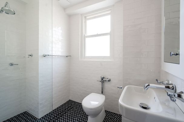 Renovated Studio In The Heart Of Potts Point - Photo 1