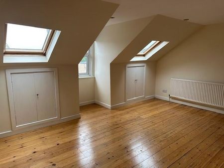 3 bedroom flat to rent - Photo 2