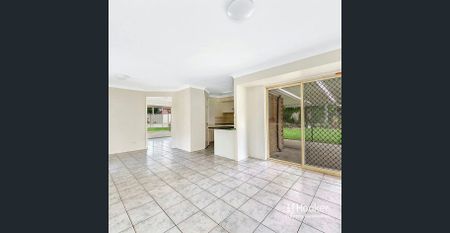QUALITY 4 BEDROOM FAMILY HOME | SIDE ACCESS | QUIET CUL-DE-SAC! - Photo 2