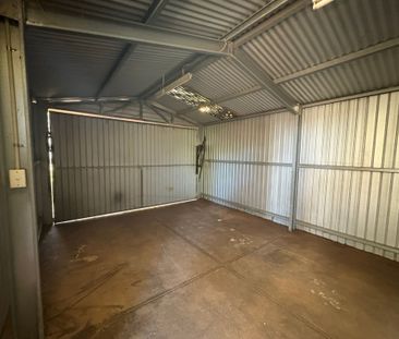 Enticing Opportunity in Elizabeth East! - Photo 2