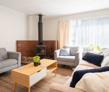 12B Bell Street, Tawa - Photo 3