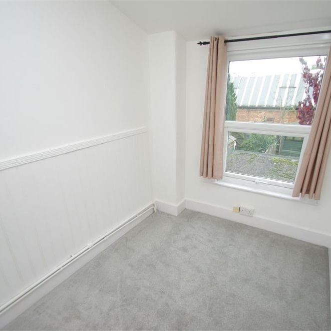 2 bedroom | Terraced house - Photo 1