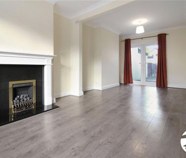 2 bedroom terraced house to rent - Photo 4