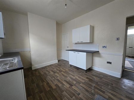 Grant Street, Burnley - Photo 3