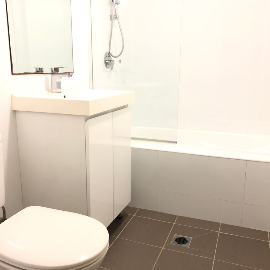 1/2 Porter Street RYDE - Photo 1