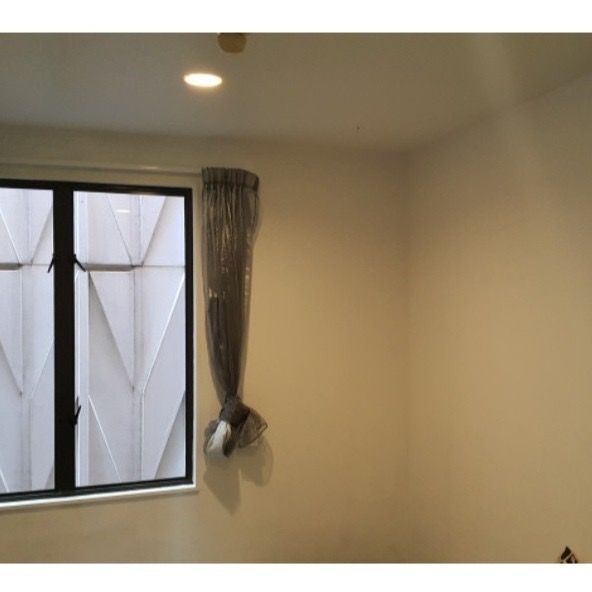 Spacious 4-Bedroom Apartment in Convenient Location - Photo 1