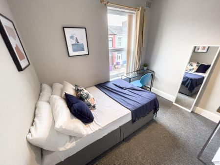 4 bedroom terraced house to rent - Photo 3