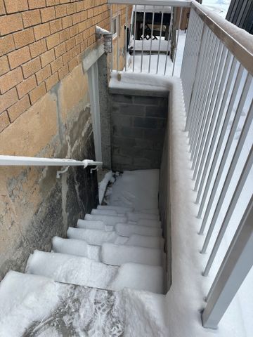 For Lease - 58 Moore Place Unit# B, Barrie, Ontario - Photo 4