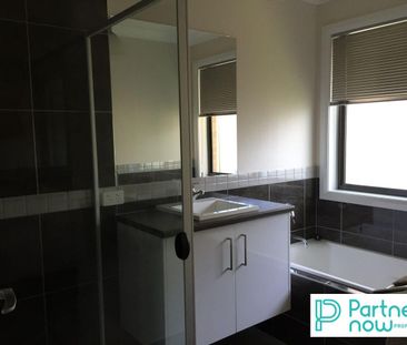 Three Bedroom Home in Inner West - Photo 2