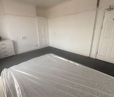 Room in a Shared House, East Park Road, LE5 - Photo 2