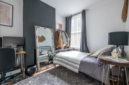 2 Bed Flat, Oakbank Grove, SE24 - Photo 5