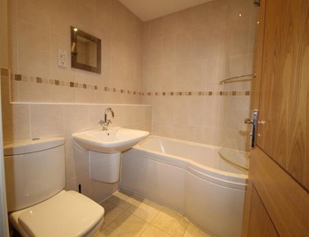 2 Bedroom Apartment Available Arranging tenancy - Photo 5