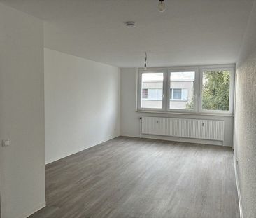Ansprechende, weitläufige 3,5 Zimmer Wohnung - Photo 1