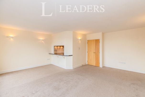 2 bedroom apartment to rent Oyster Quay, Port Way, Portsmouth, PO6 - Photo 1