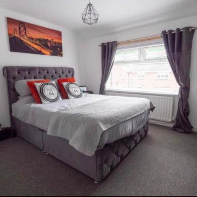 2 bedroom semi-detached house to rent - Photo 1