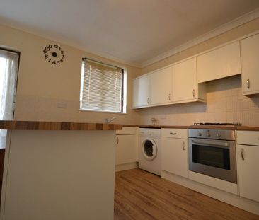 End Of Terrace House to rent - Bearstead Rise, London, SE4 - Photo 6
