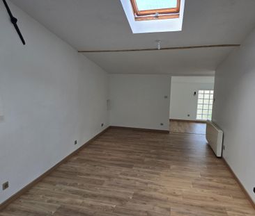 T2 de 37.64 m² à Le Plessis-Luzarches - Photo 1