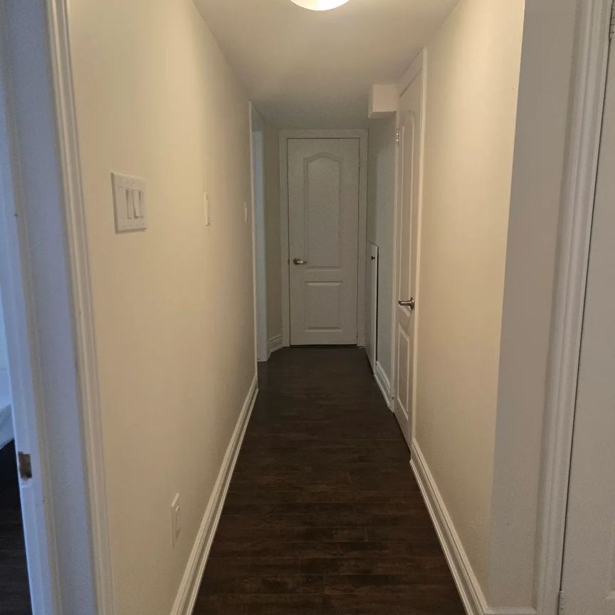 For Lease - 10 Twin Falls Road, Brampton, Ontario - Photo 1