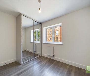 3 bedroom House in Coopers Hill, Bracknell - Photo 2