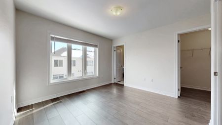 For Lease - 18 Hibiscus Lane, Hamilton, Ontario - Photo 5