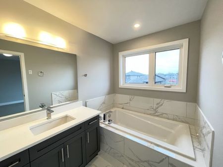 For Lease - 330 Whitham Crescent, North Grenville, Ontario - Photo 5