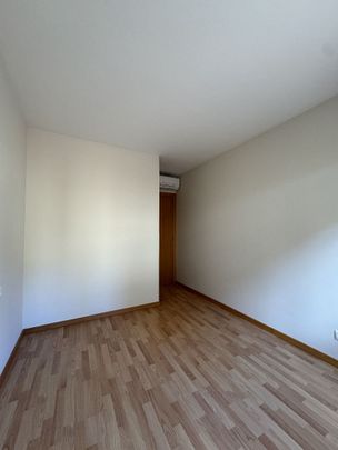 Piso de alquiler en Carrer de Roger de Flor, Gràcia - Photo 1