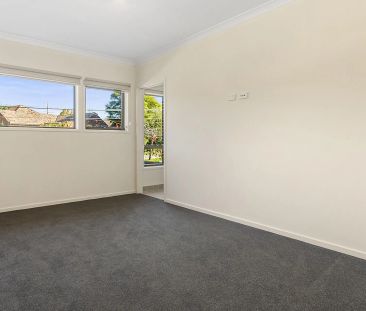 39A Ivanhoe Grove, Malvern East. - Photo 4