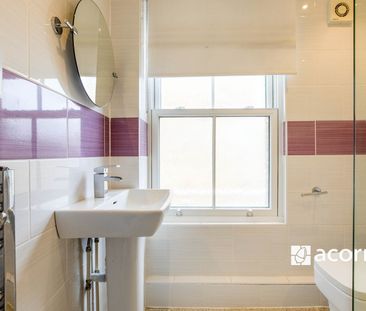 Flat to rent - Tower Bridge Road, London Bridge, SE1 - Photo 2