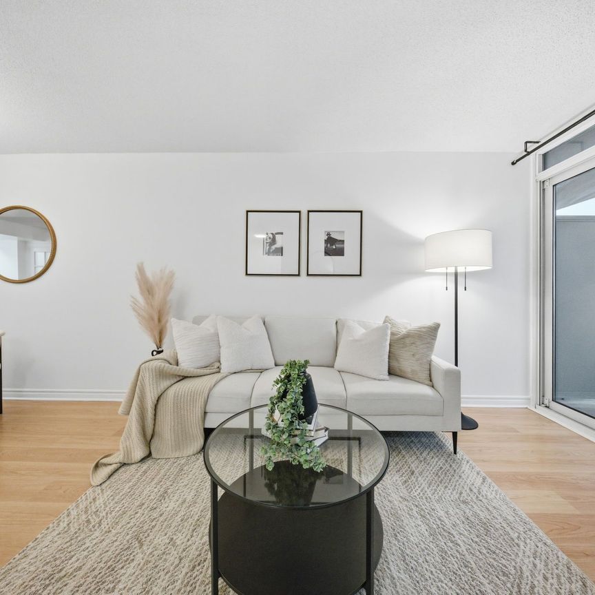 For Lease - 5233 Dundas Street Unit# 1630, Toronto, Ontario - Photo 1