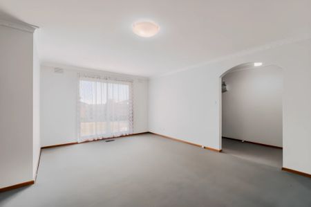 2 Bed, 1 Bath - Photo 3