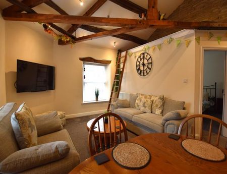 2 Bedroom Apartment To Let - Photo 2