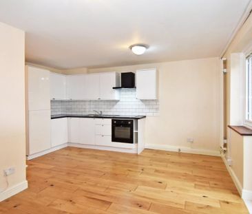 1 bedroom maisonette to rent - Photo 2