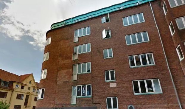 <b>Stor 3-værelses lejlighed i hjertet af Aalborg</b> - Photo 1