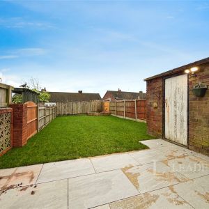 house to rent Gilbert Avenue, Tividale, Oldbury, West Midlands, B69 - Photo 2