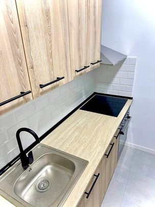 Carrer de Trinxant, Barcelona, Catalonia 08041 - Photo 1