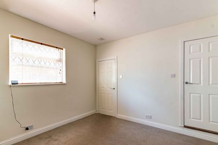 2 bed semi-detached house to rent in Gristhorpe Road, Birmingham, B29 - Photo 3