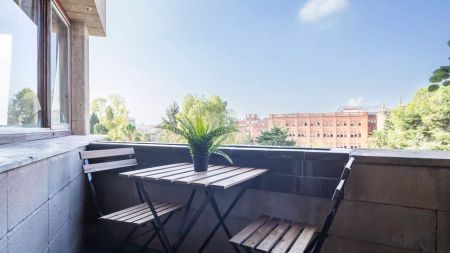 Room in a shared 7-bedroom apartment for rent in Sant Gervasi Galvany - Photo 2