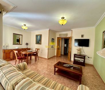 APARTMENT FOR RENT IN THE CENTER OF TORREVIEJA - ALICANTE PROVINCE - Photo 4