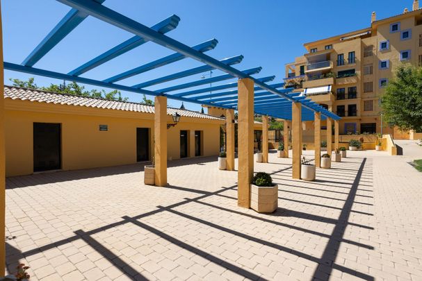 Middle Floor Apartment in San Pedro de Alcántara - Photo 1