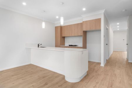 Brand New 4 bedroom - modern finishes - Photo 4